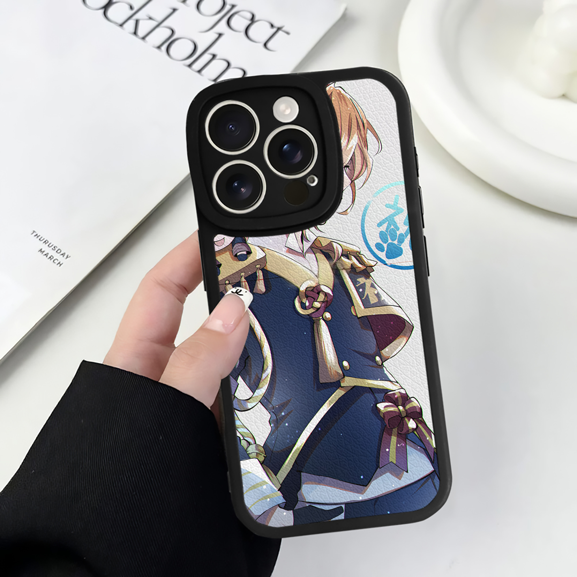 （画像用） 文豪ストレイドッグス Bungo Stray Dogs 【iPhone 16シリーズ対応】シリコンスマホケース（レザー調） 材質：シリコン